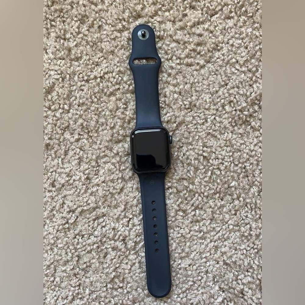 apple watch SE (gps 40 mm)